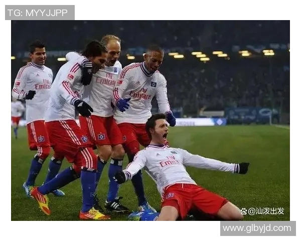 足球明星激烈冲突现场视频曝光 球场上演惊心动魄打架事件